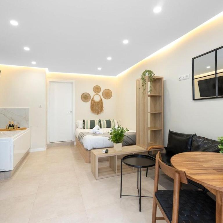 Málaga EXCLUSIVE Apartment Jacuzzi - by N&N LUXE PROPERTIES - Deluxe Apartment - 20