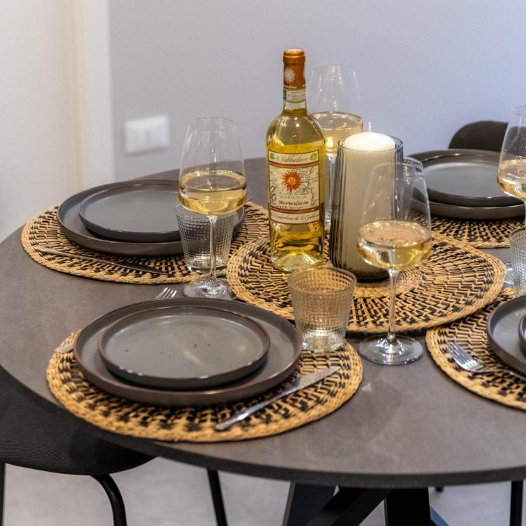 Rolli & Caruggi - One-Bedroom Apartment - 13