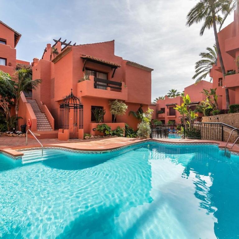 Luxury Beach Marbella Boutique Penthouse 2 bedrooms Pools Open 365 days - Apartamento de 2 dormitorios - 33