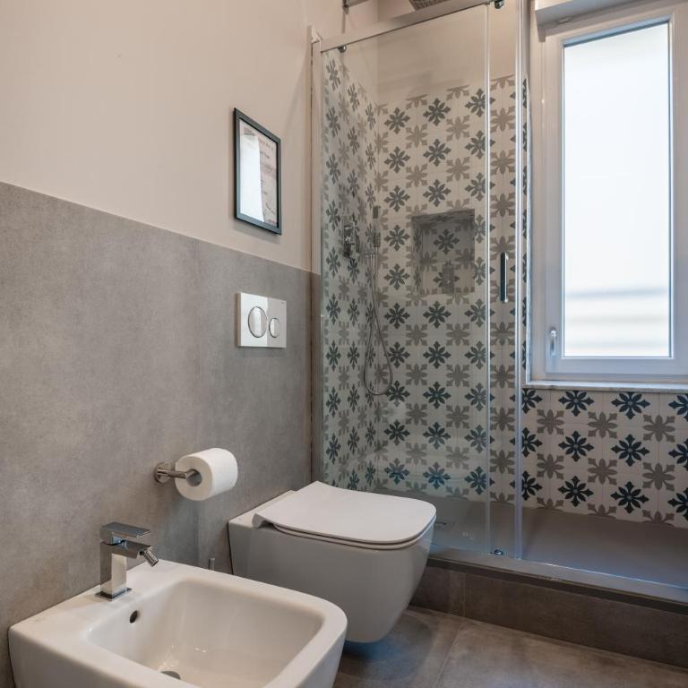 Rolli & Caruggi - One-Bedroom Apartment - 27