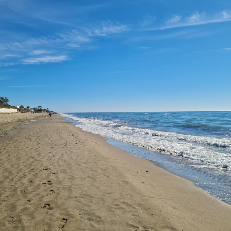 Luxury Beach Marbella Boutique Penthouse 2 bedrooms Pools Open 365 days - Apartamento de 2 dormitorios - 47