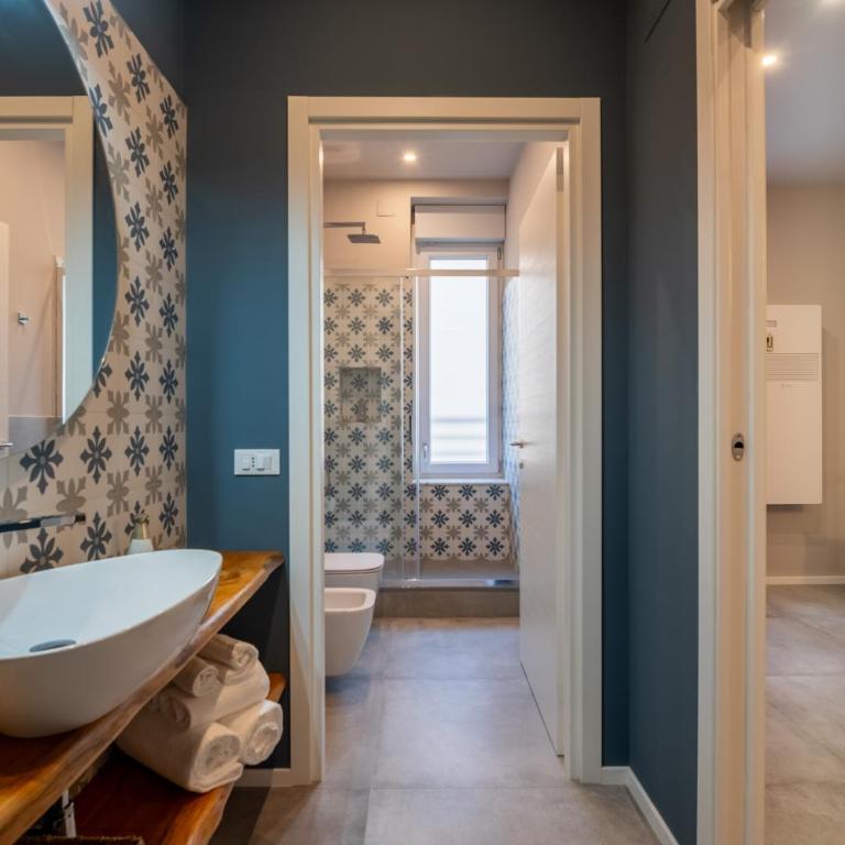 Rolli & Caruggi - One-Bedroom Apartment - 45