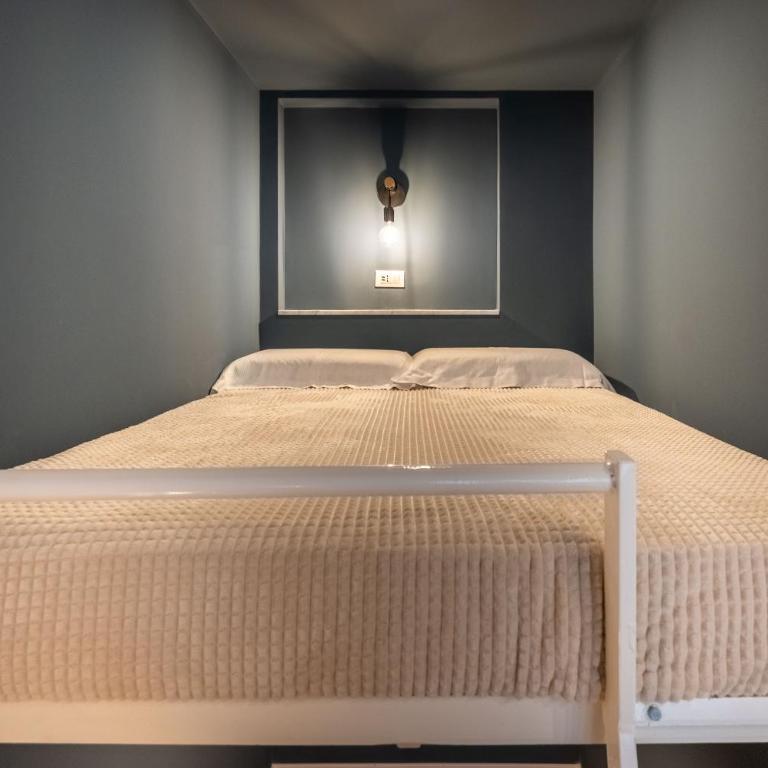 Rolli & Caruggi - One-Bedroom Apartment - 51