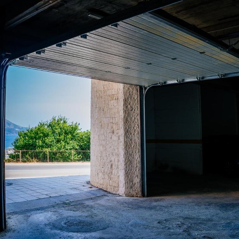 Harmonia Sunrise Apartments - Three-Bedroom Premium Apartment with Resort View - 30