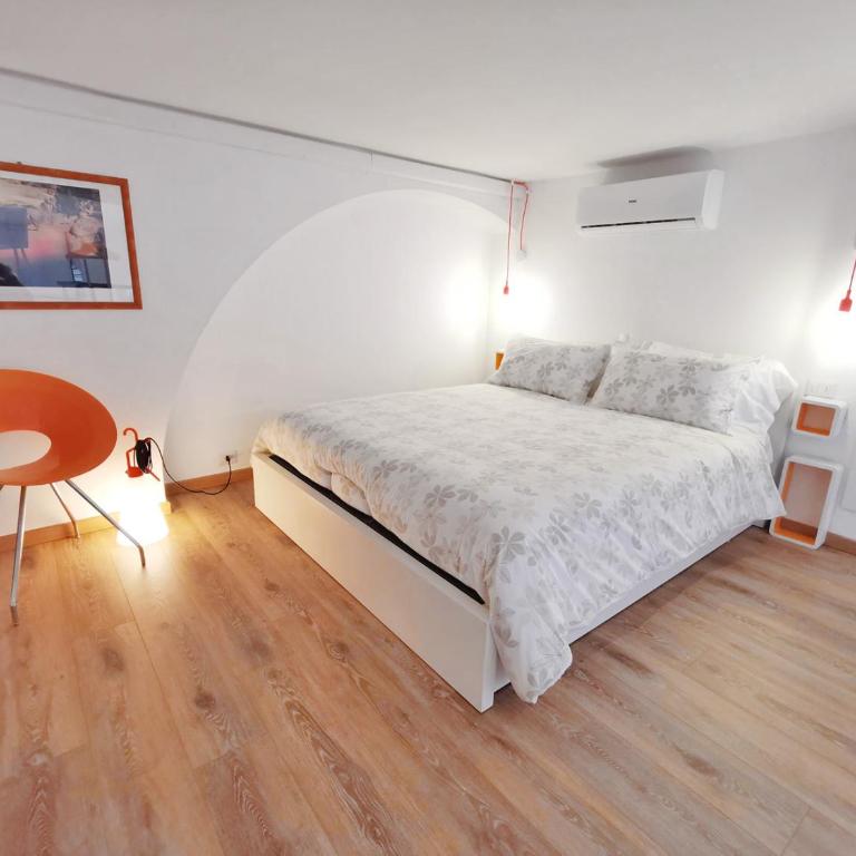 LikeHome Milano - Via Scaldasole loft - Loft - 16