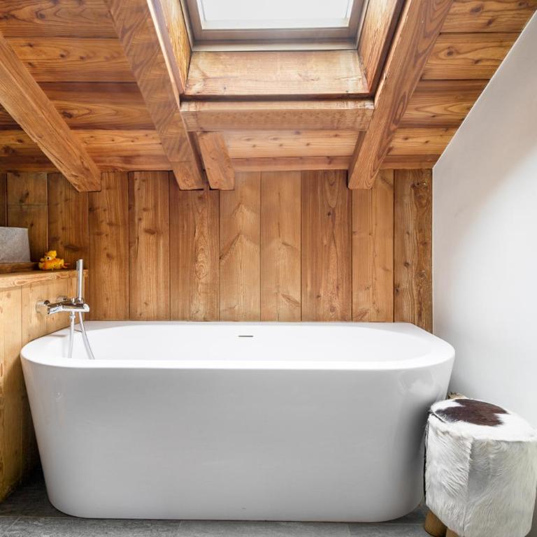 Chalet Taconnaz - Warm & Cosy 3BR Chalet with Fireplace in Nature - By Cozee Rentals - Chalet 3 Chambres - 58