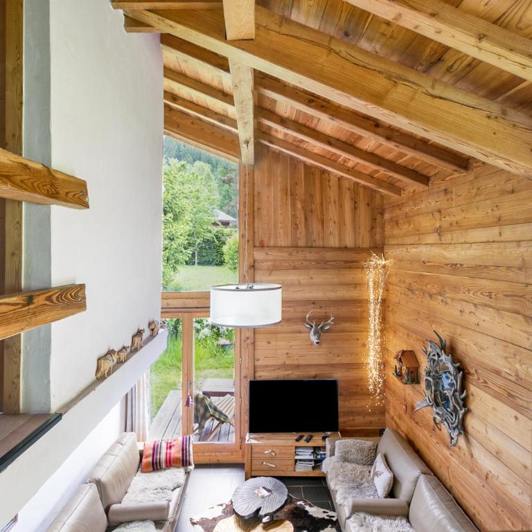 Chalet Taconnaz - Warm & Cosy 3BR Chalet with Fireplace in Nature - By Cozee Rentals - Chalet 3 Chambres - 85