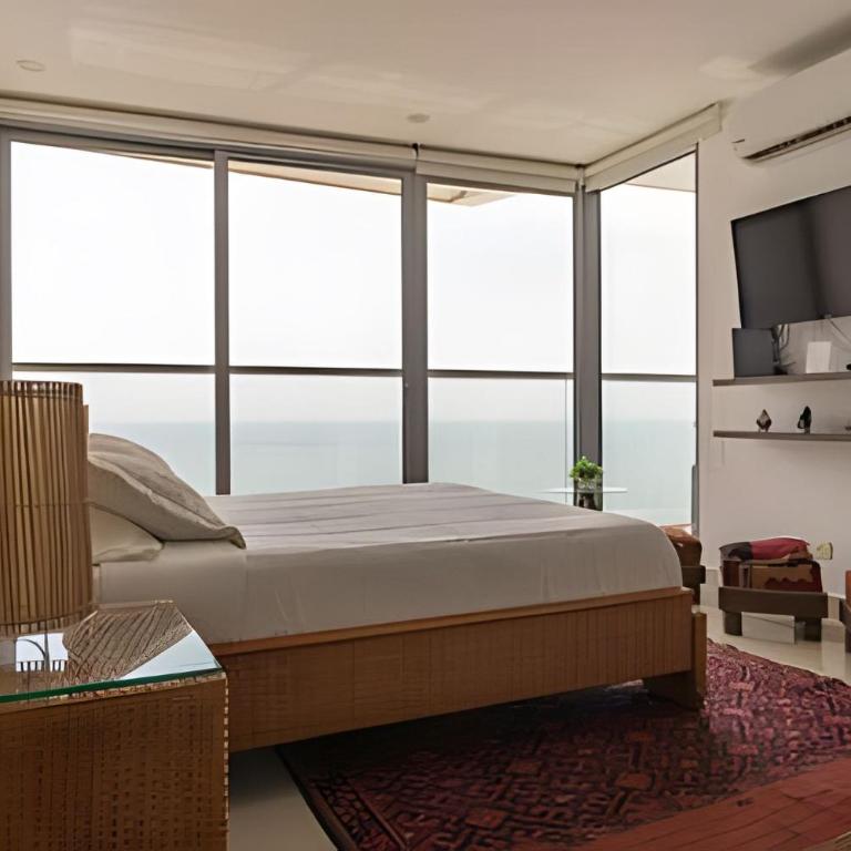 Spectacular 1 Bedroom Apt - 14th Floor Morros City - Apartment - 2