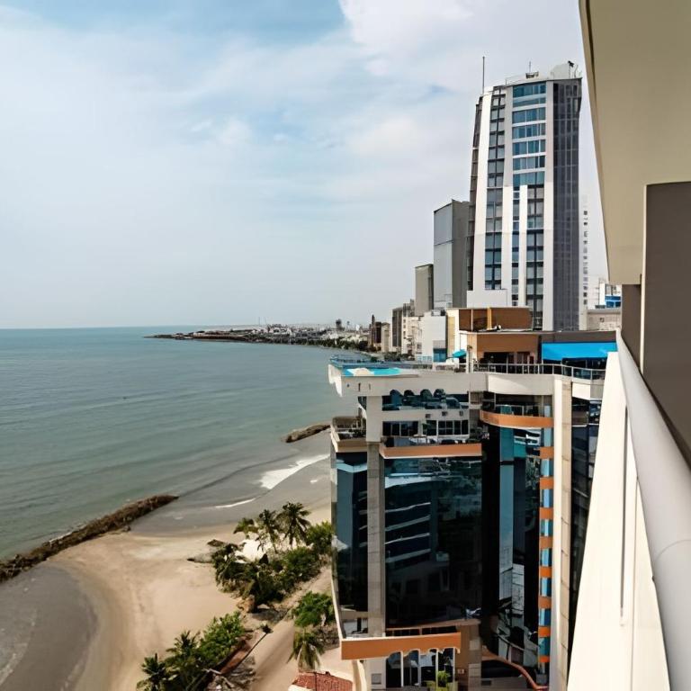 Spectacular 1 Bedroom Apt - 14th Floor Morros City - Apartment - 34