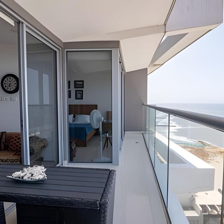 Spectacular 1 Bedroom Apt - 14th Floor Morros City - Apartment - 36