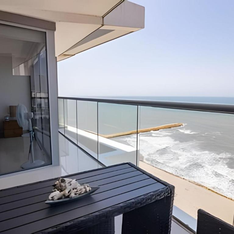 Spectacular 1 Bedroom Apt - 14th Floor Morros City - Apartment - 41