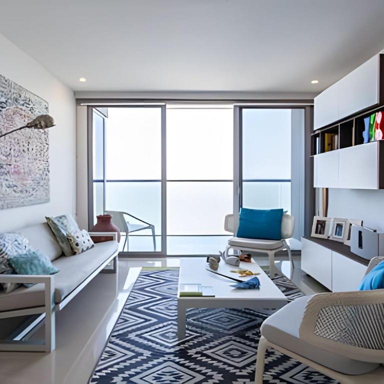 Spectacular 2 Bedroom Apt -14th Floor Morros City - Apartment - 1
