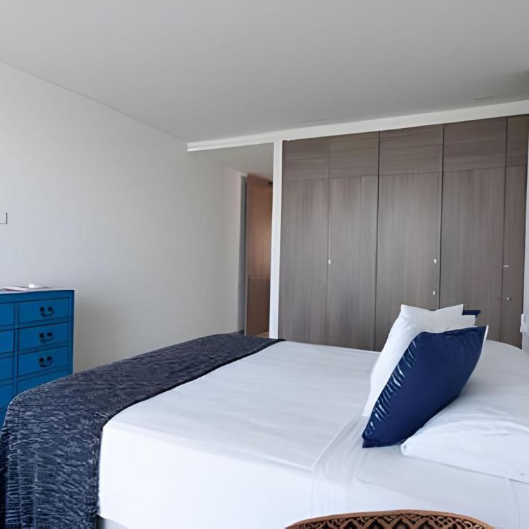 Spectacular 2 Bedroom Apt -14th Floor Morros City - Apartment - 3