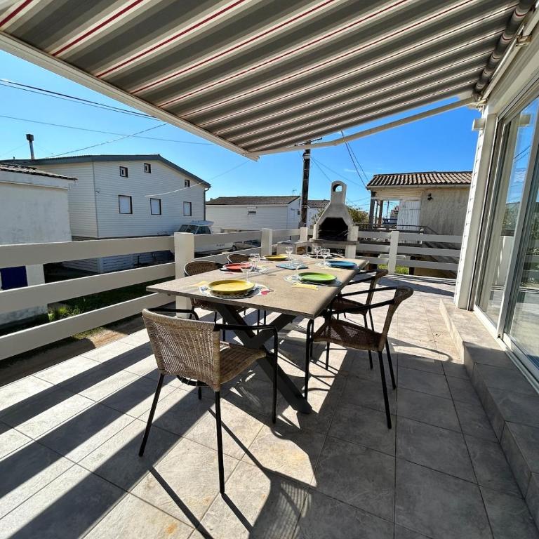Grand Chalet pour 6 à 8, wifi et ménage - Chalet Superior - 13