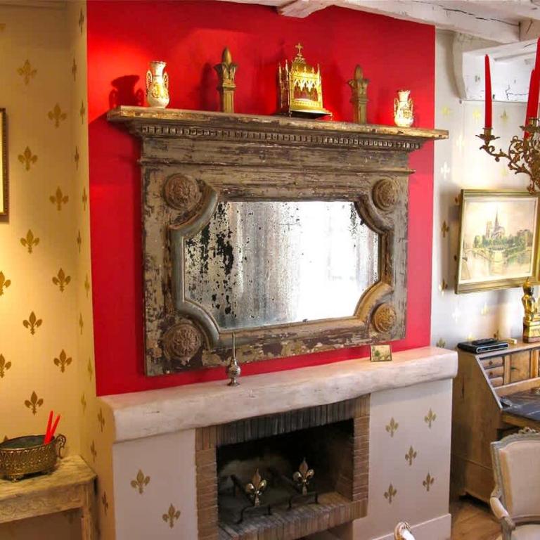 Charming Stay Near Notre Dame FDL with AC - Apartment - 19