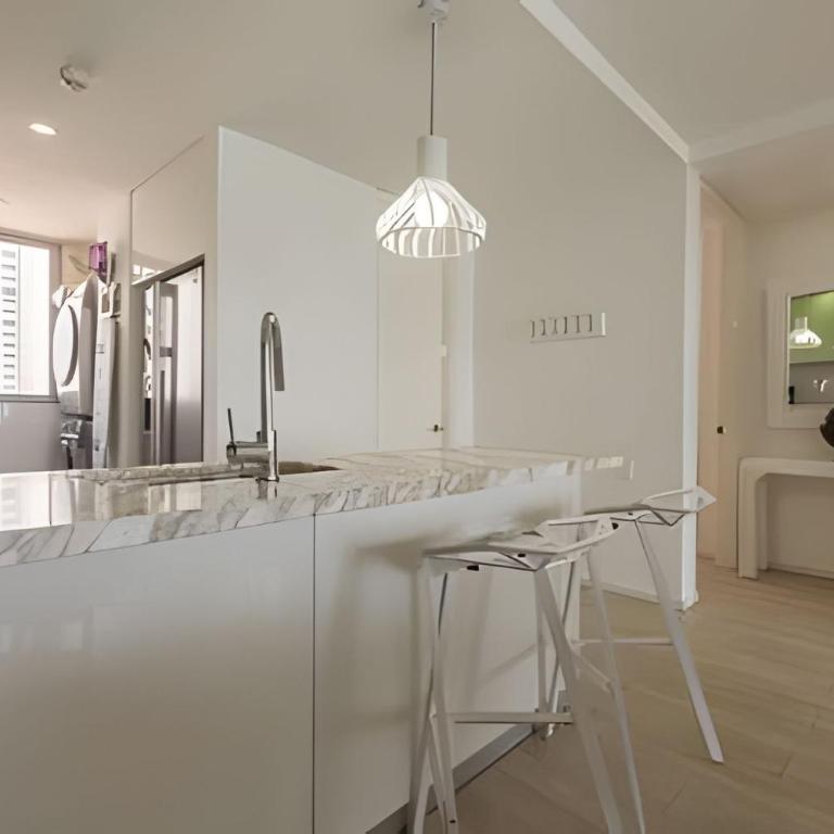 Luxurious 2-bedroom apartment on the 15th floor - Apartment - 30
