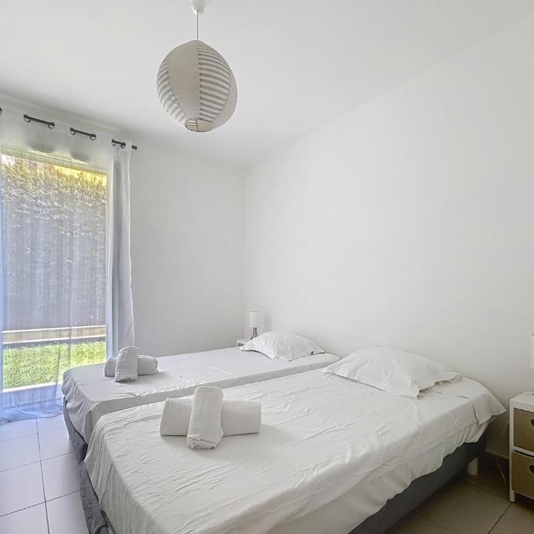 Appartement Danaé Antibes - Appartement 2 Chambres - Vue sur Jardin - 9