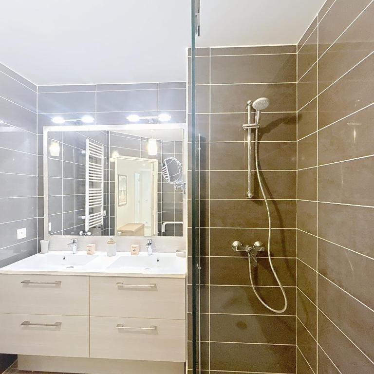 Appartement Danaé Antibes - Appartement 2 Chambres - Vue sur Jardin - 7