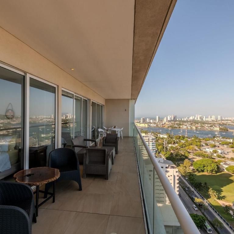 H2 building -Luxurious 2 BR / 16th Fl - Bocagrande - Apartment - 17