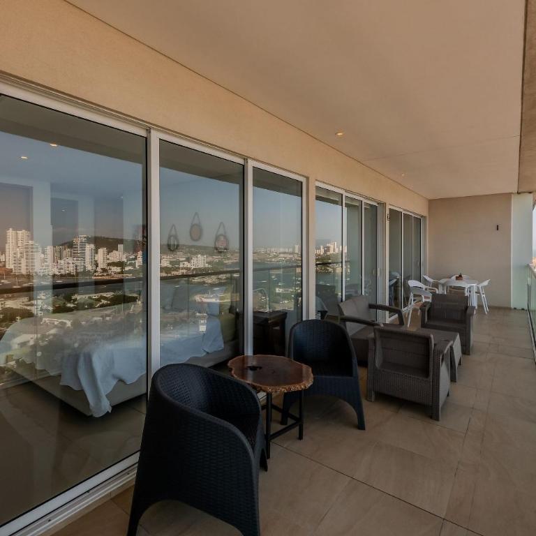H2 building -Luxurious 2 BR / 16th Fl - Bocagrande - Apartment - 18