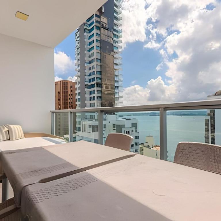 16th Floor Infinitum 1 Bedroom Apt - Apartment - 49