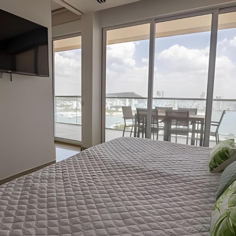 Luxurious 1 Bd Apt on the 17th Floor - H2 Hyatt - Apartment - 4