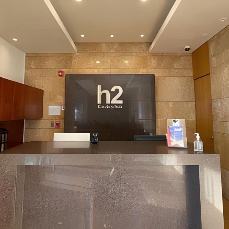Luxurious 1 Bd Apt on the 17th Floor - H2 Hyatt - Apartment - 38