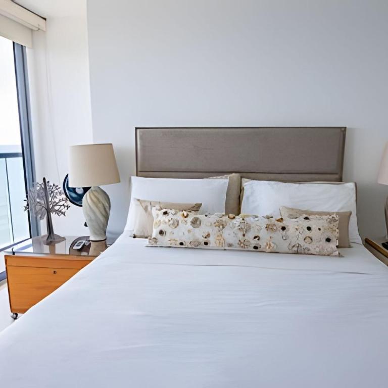 Spectacular View - 17th Floor - Morros City 1701 - Apartment - 2