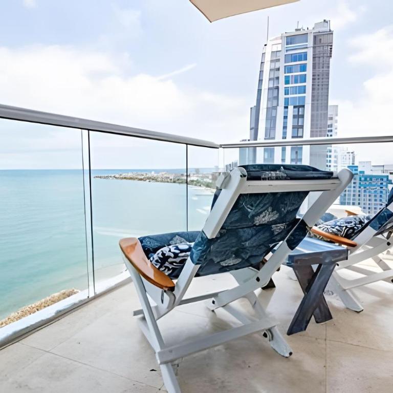 Spectacular View - 17th Floor - Morros City 1701 - Apartment - 42