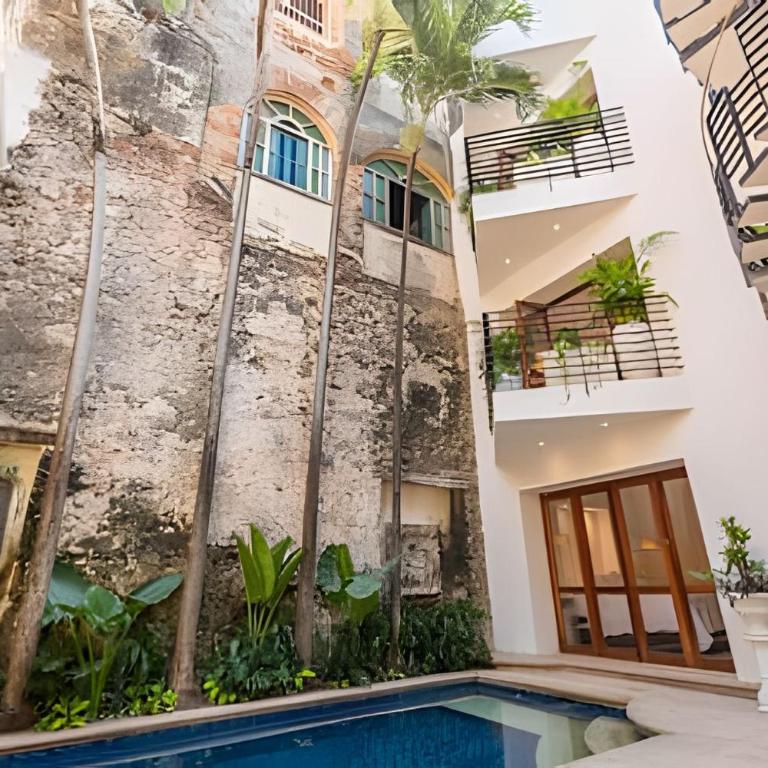 3 Bedroom House in the Walled City with Pool - Deluxe Villa - 4