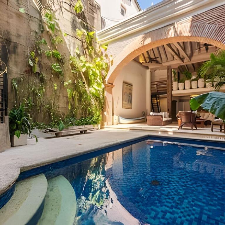 3 Bedroom House in the Walled City with Pool - Deluxe Villa - 3