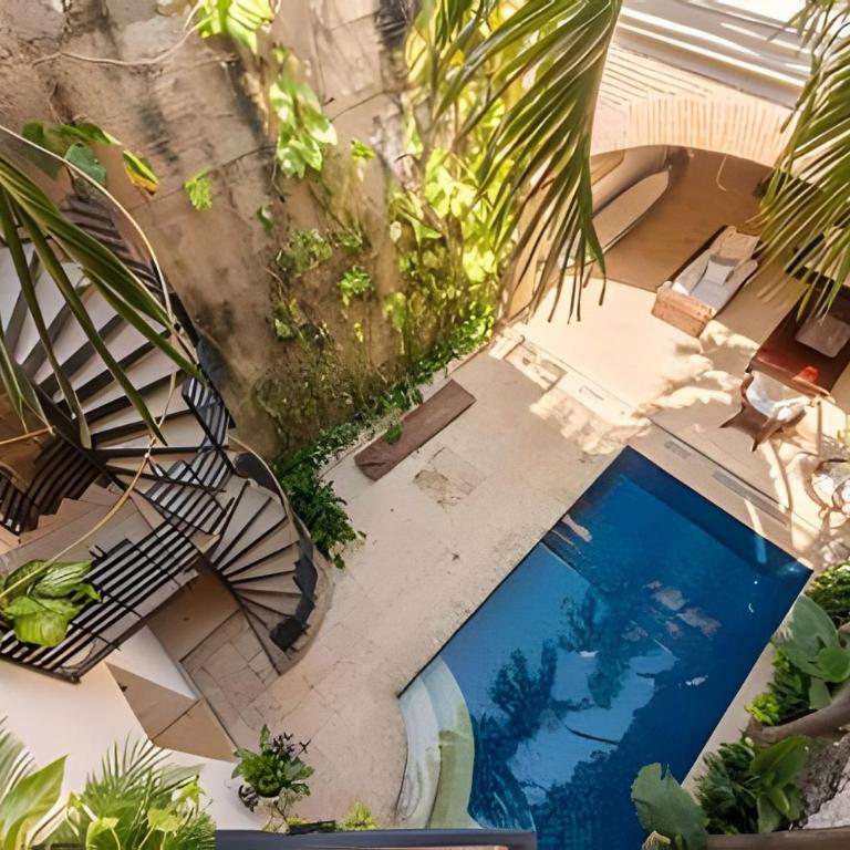 3 Bedroom House in the Walled City with Pool - Deluxe Villa - 11