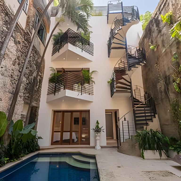 3 Bedroom House in the Walled City with Pool - Deluxe Villa - 10