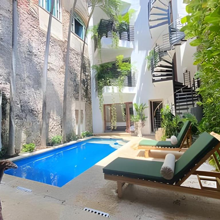 3 Bedroom House in the Walled City with Pool - Deluxe Villa - 15