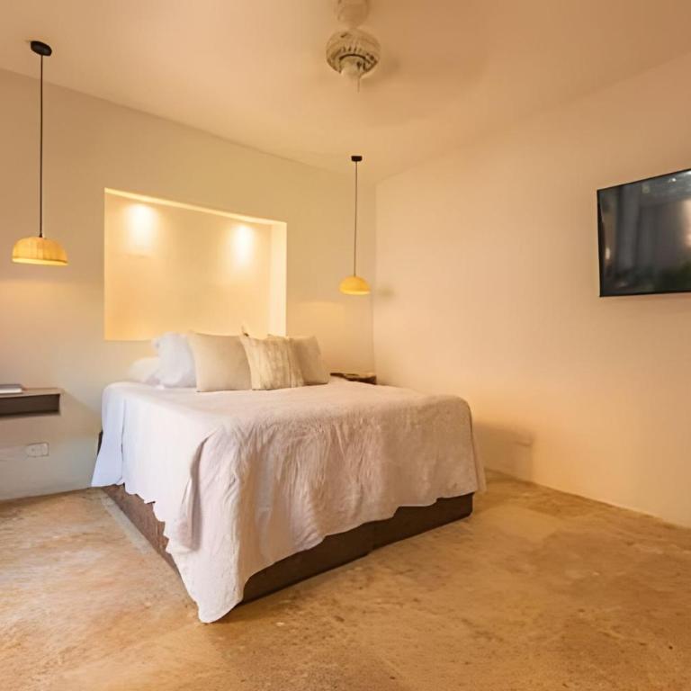 3 Bedroom House in the Walled City with Pool - Deluxe Villa - 31