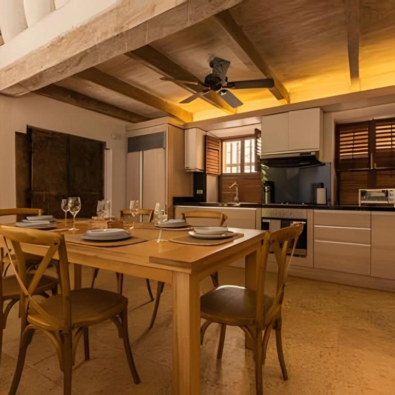 3 Bedroom House in the Walled City with Pool - Deluxe Villa - 46