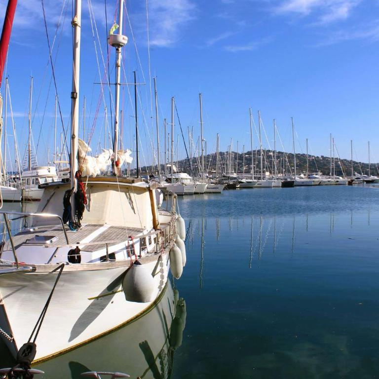 Brigantine111 - Golfe de Saint-Tropez - Appartement climatisé avec vue sur la marina - Appartamento con 2 Camere da Letto - 6