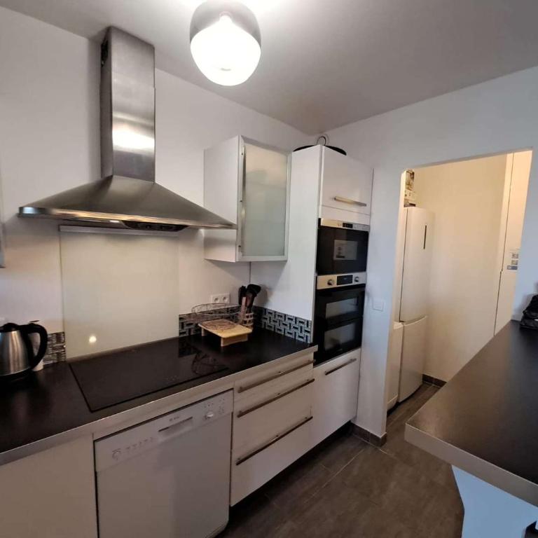 Brigantine111 - Golfe de Saint-Tropez - Appartement climatisé avec vue sur la marina - Appartamento con 2 Camere da Letto - 10
