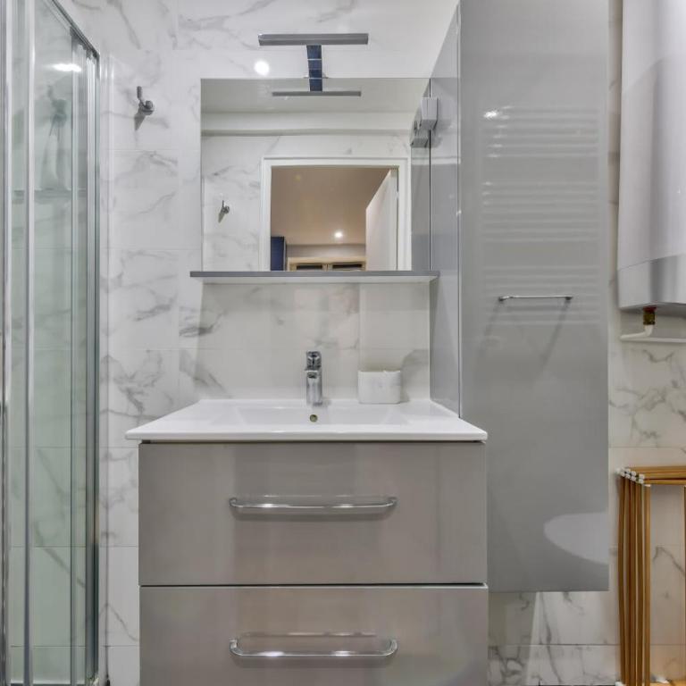 Atelier d'artiste a Saint Germain - Appartement - 5
