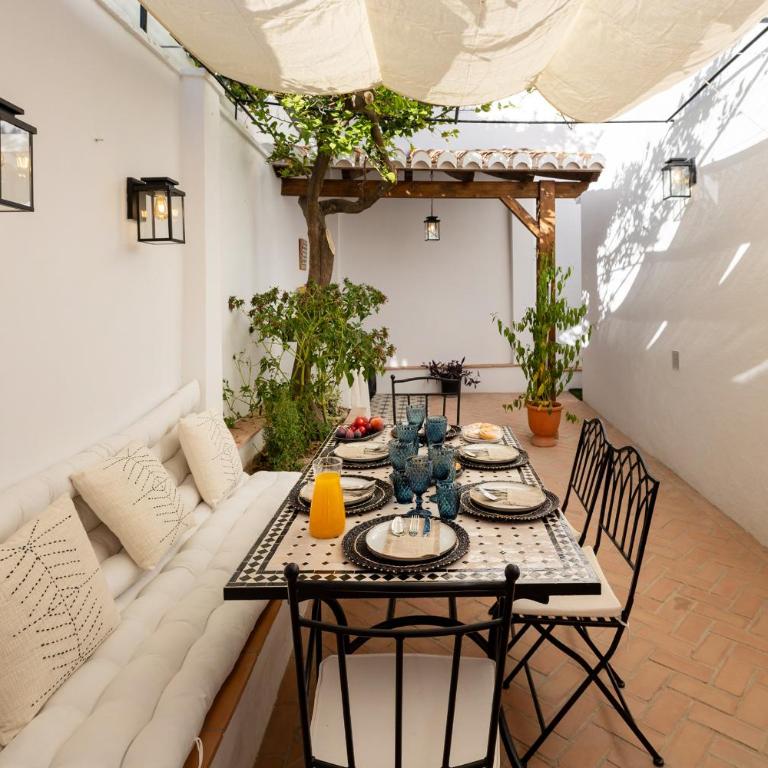 ChezmoiHomes Carmen de la Encarnación - Two-Bedroom Apartment - 6