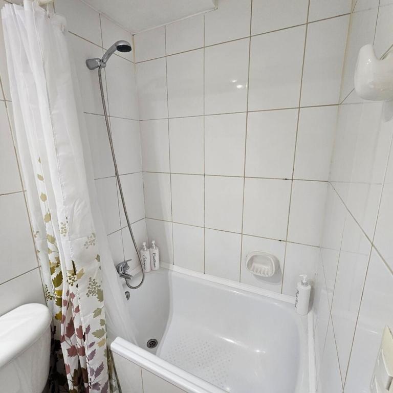 Amplio, acogedor y céntrico departamento - Two-Bedroom Apartment - 6