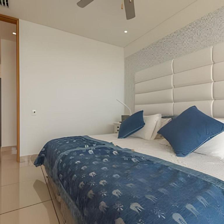 Lujoso Apto con Vista al Mar - H2 Hyatt 1806 - Apartment - 5