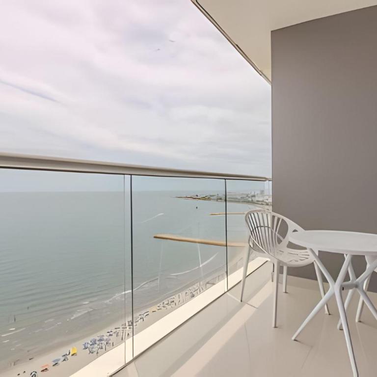 Spectacular Ocean View in Morros City, 19th Floor - Apartment - 26