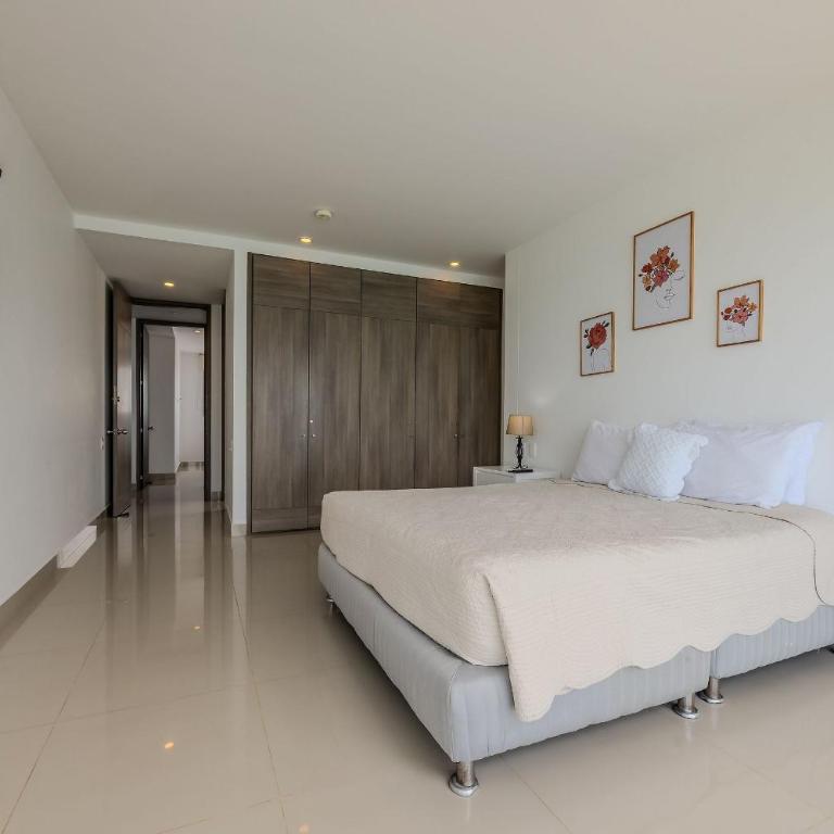 Beautiful 2 Bedroom Apt - 19th Floor Morros City - Apartment - 4