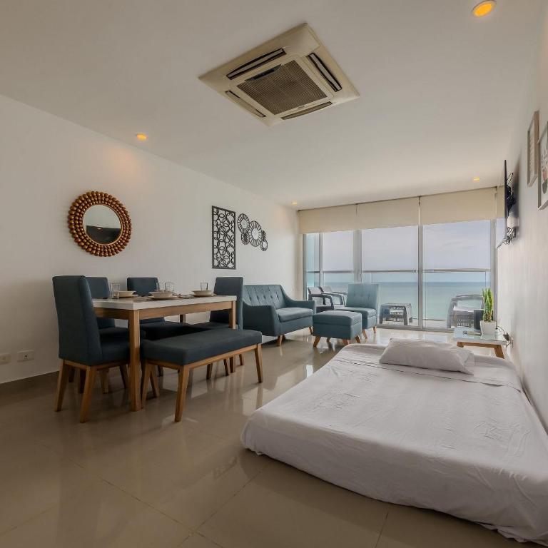 Beautiful 2 Bedroom Apt - 19th Floor Morros City - Apartment - 19