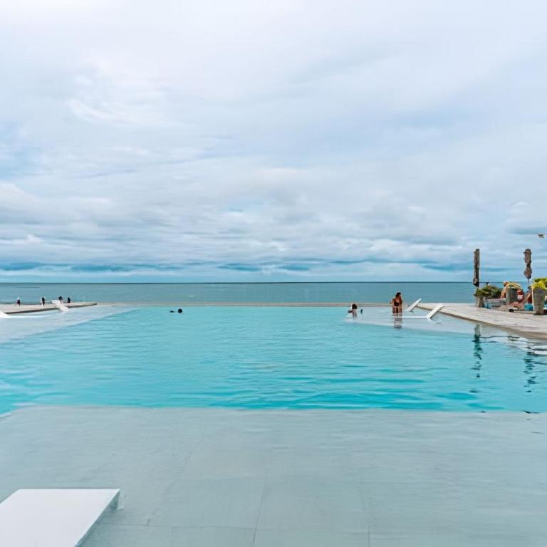 Beautiful 2 Bedroom Apt - 19th Floor Morros City - Apartment - 26