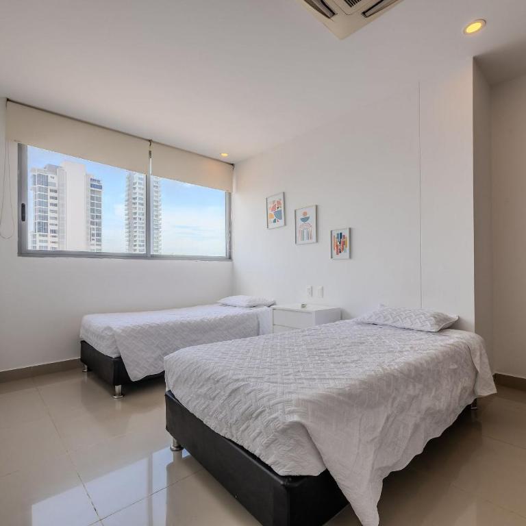 Beautiful 2 Bedroom Apt - 19th Floor Morros City - Apartment - 29