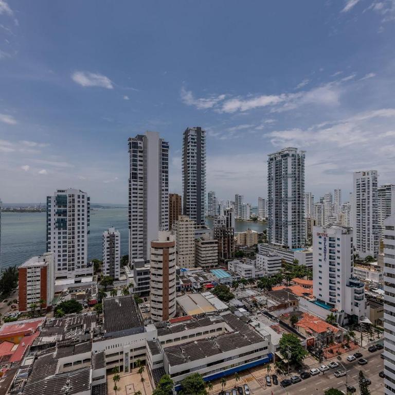 Hermoso Apto 2 Hab Piso 19 en Morros City - Apartment - 32