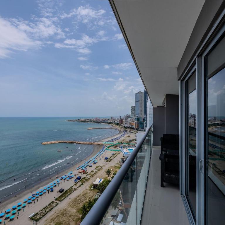 Beautiful 2 Bedroom Apt - 19th Floor Morros City - Apartment - 46