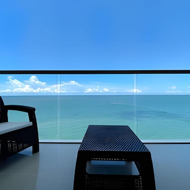 Beautiful 2 Bedroom Apt - 19th Floor Morros City - Apartment - 56